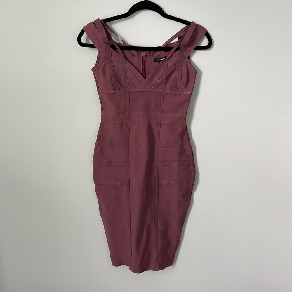 Figure hugging midi dress